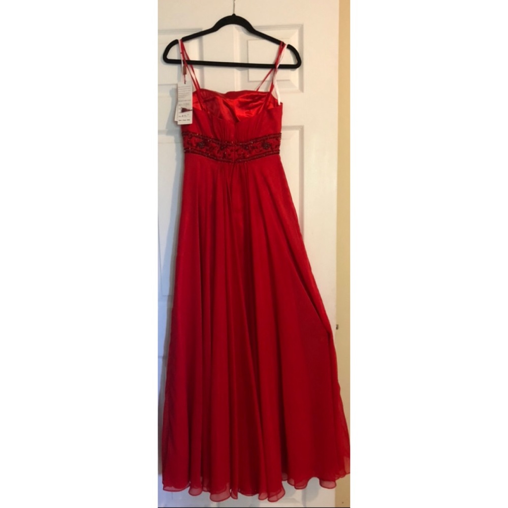 Elegant Night Gown- Milano